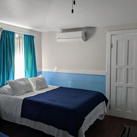 Coral Beach Village Resort Utila Exterior foto