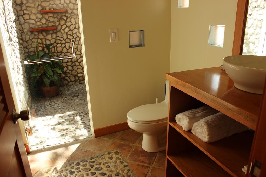 Coral Beach Village Resort Utila Quarto foto